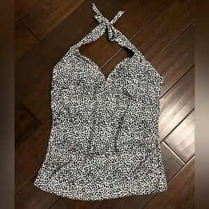 Old Navy Maternity Tankini Top